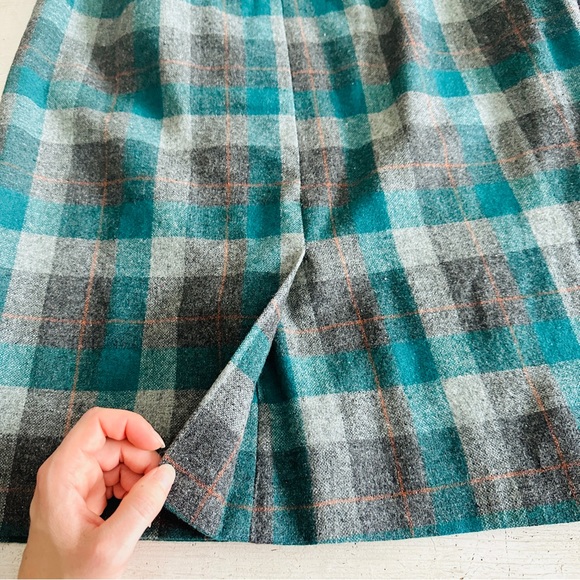 60s VTG Green Plaid Wool High Waisted Schoolgirl Sheath Midi Pencil Skirt - Picture 10 of 10